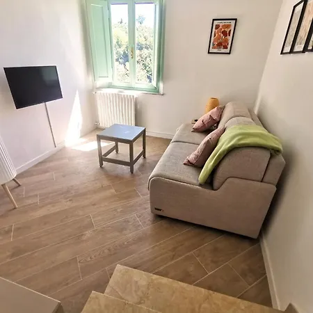 Casa Nel Castello Di וינצ'י